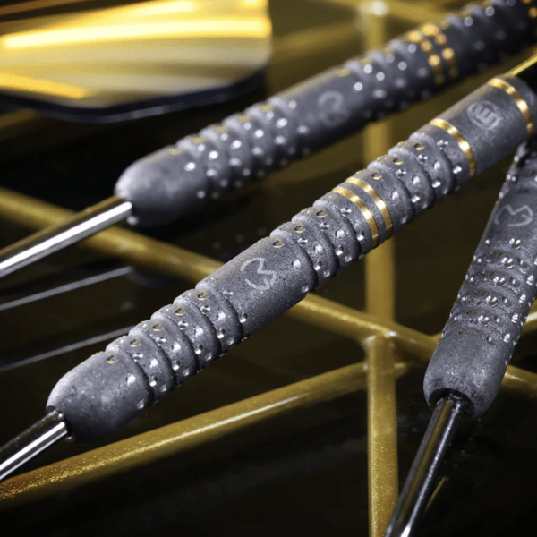 Michael van Gerwen Evo-X darts set, hand-signed by the legend, with a certificate of authenticity.