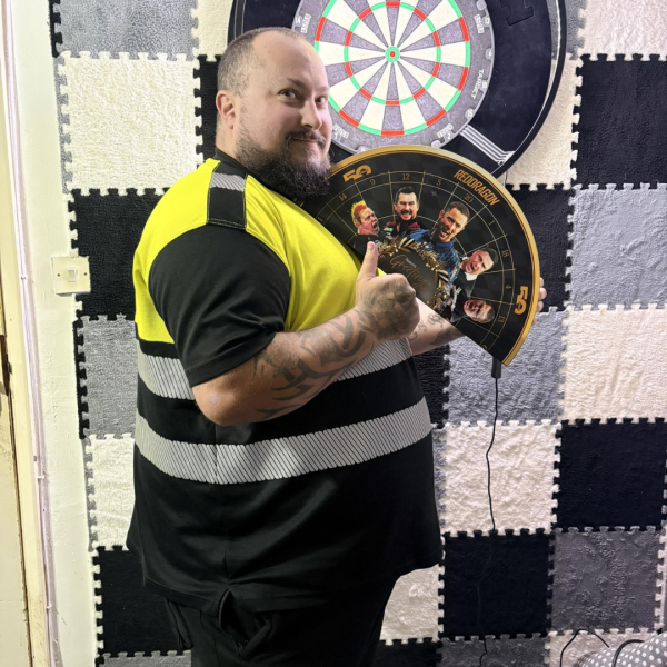 🎄🧑‍🎄 WIN - PREMIUM RED DRAGON / WINMAU ADVENT CALENDAR OR £85 CASH (8)